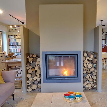 Quaint Holiday Home In Robechies Amid Meadows كيماي المظهر الخارجي الصورة