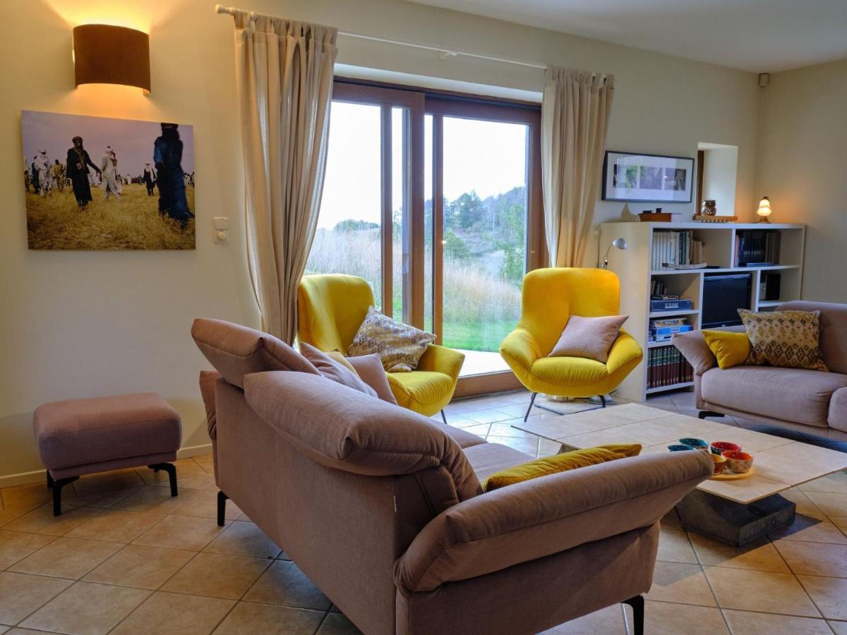 Quaint Holiday Home In Robechies Amid Meadows كيماي المظهر الخارجي الصورة